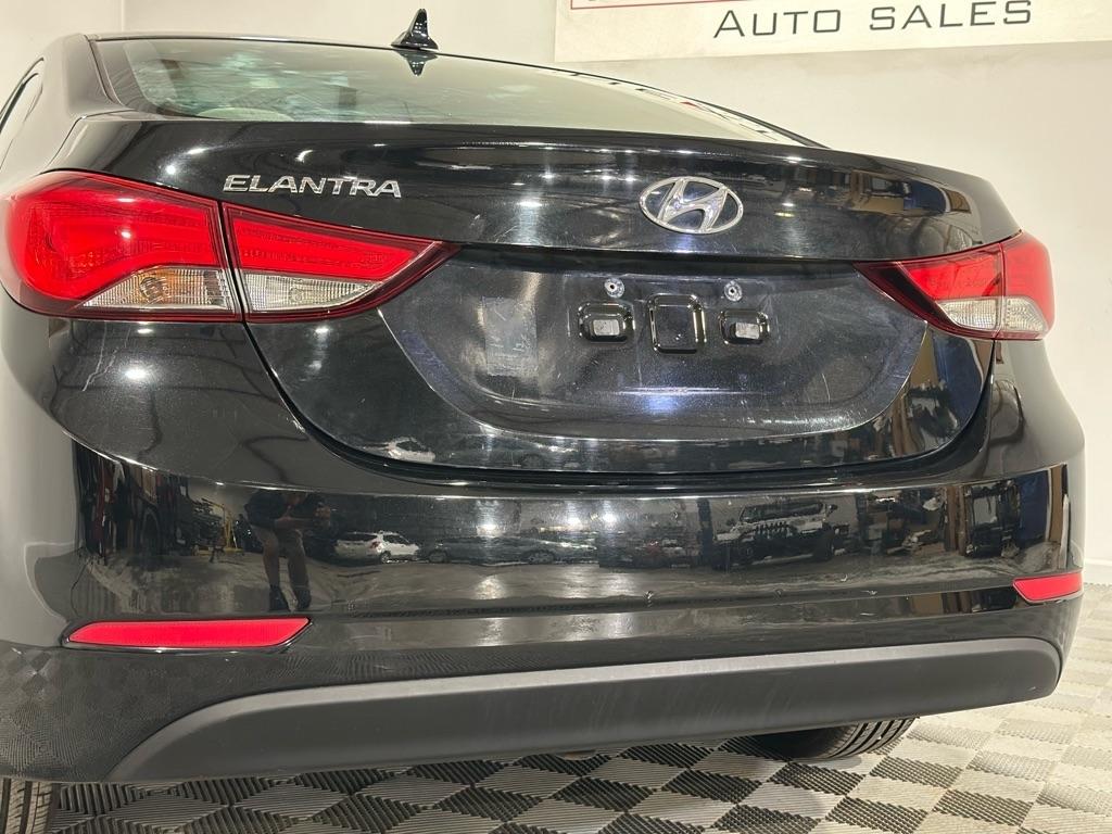 Hyundai Elantra GLS M/T 2014
