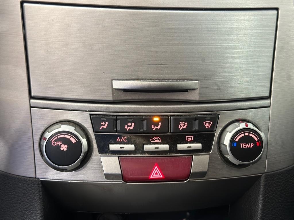 Subaru Legacy 2.5i Premium 2014