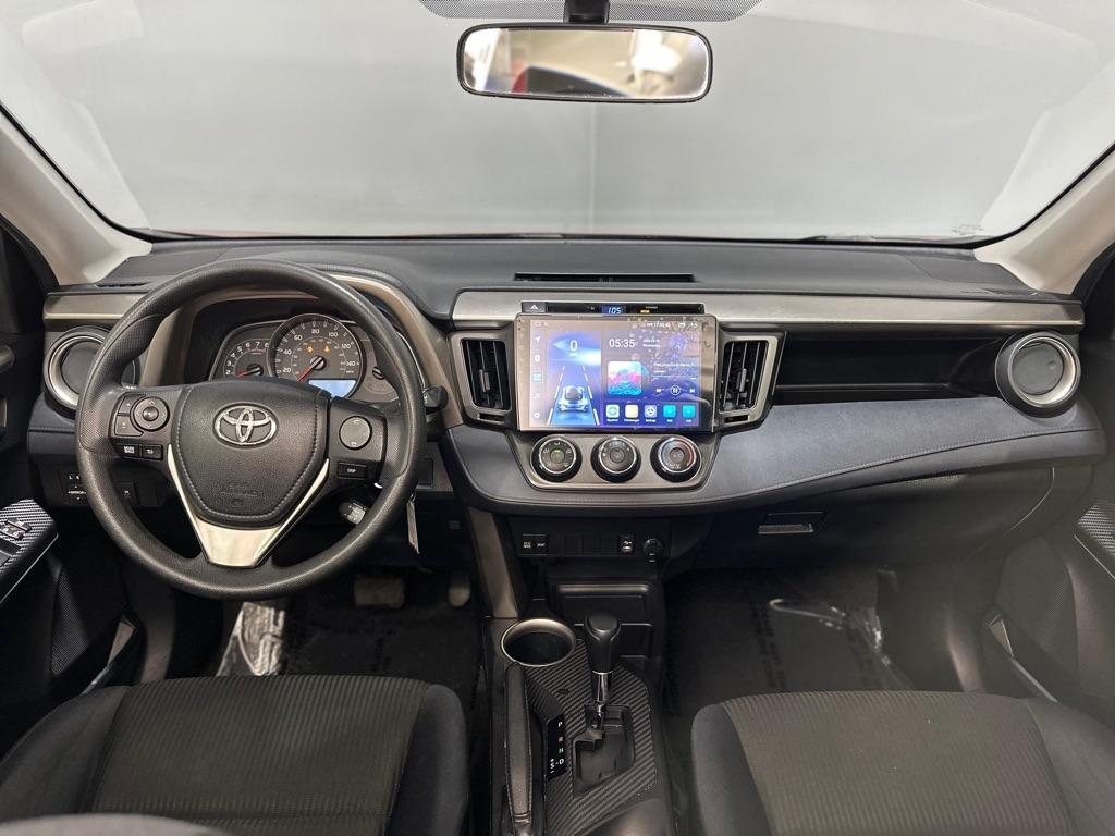 Toyota RAV4 LE AWD 2014