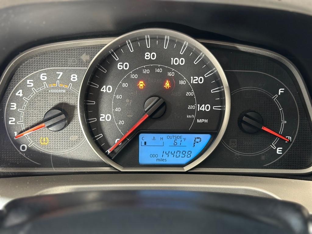 Toyota RAV4 LE AWD 2014