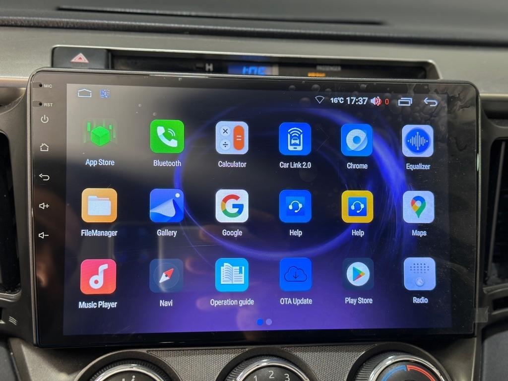 Toyota RAV4 LE AWD 2014