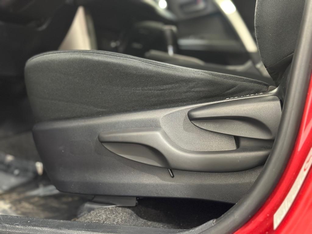 Toyota RAV4 LE AWD 2014