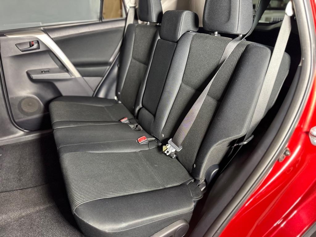 Toyota RAV4 LE AWD 2014