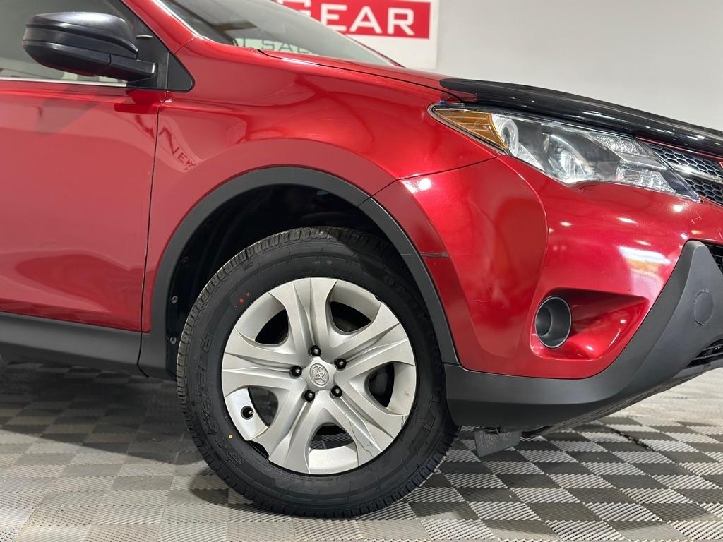 Toyota RAV4 LE AWD 2014