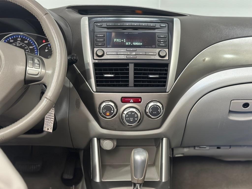 Subaru Forester 2.5X Limited 2010