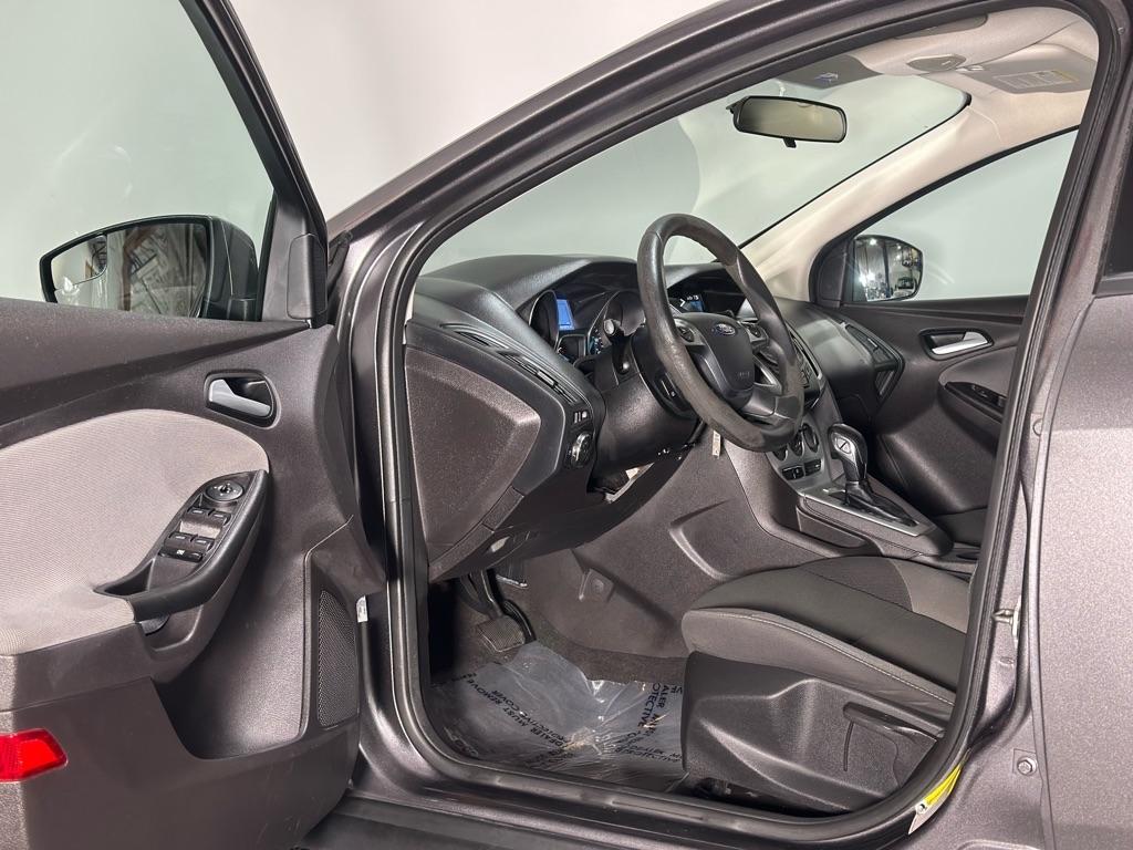 Ford Focus SE Hatch 2014