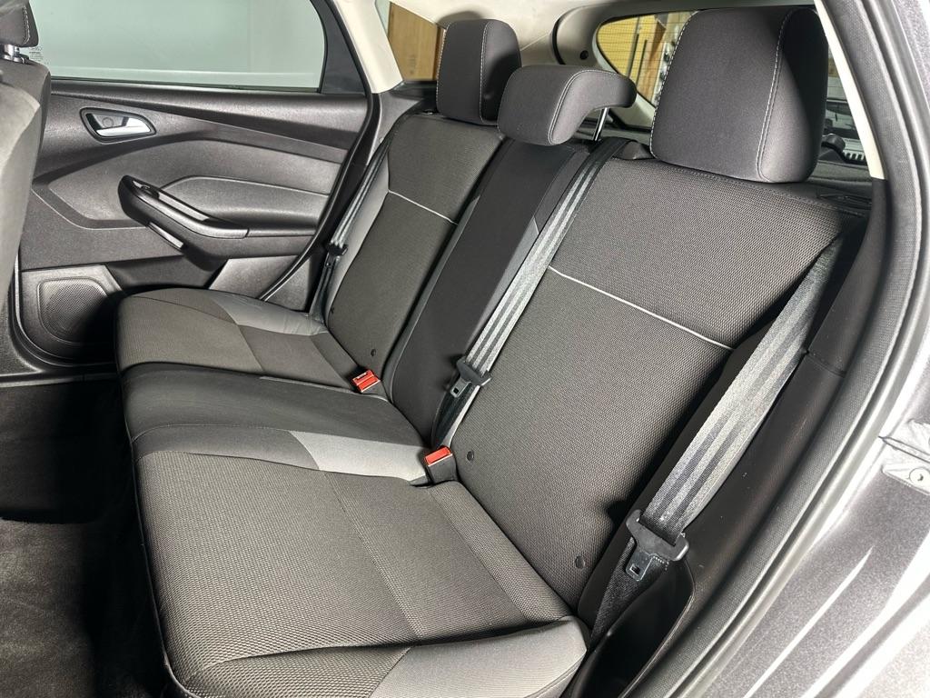 Ford Focus SE Hatch 2014