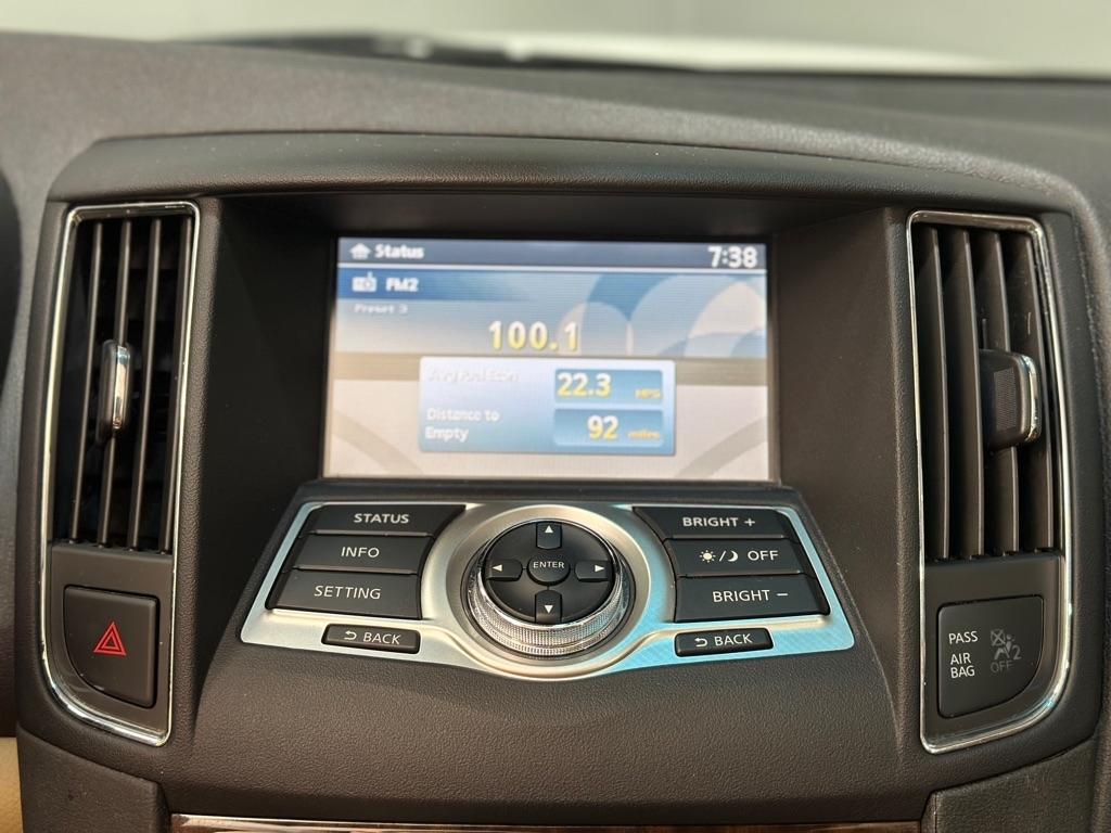 Nissan Maxima S 2011