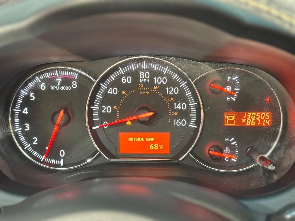 Nissan Maxima S 2011