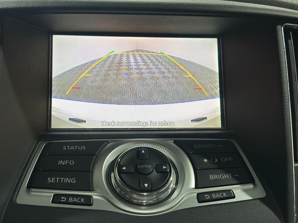 Nissan Maxima S 2011