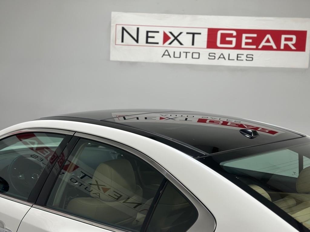Nissan Maxima S 2011