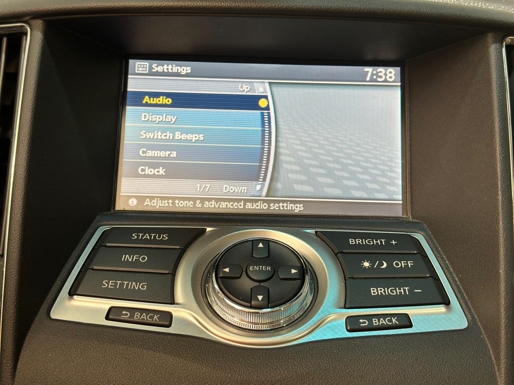 Nissan Maxima S 2011