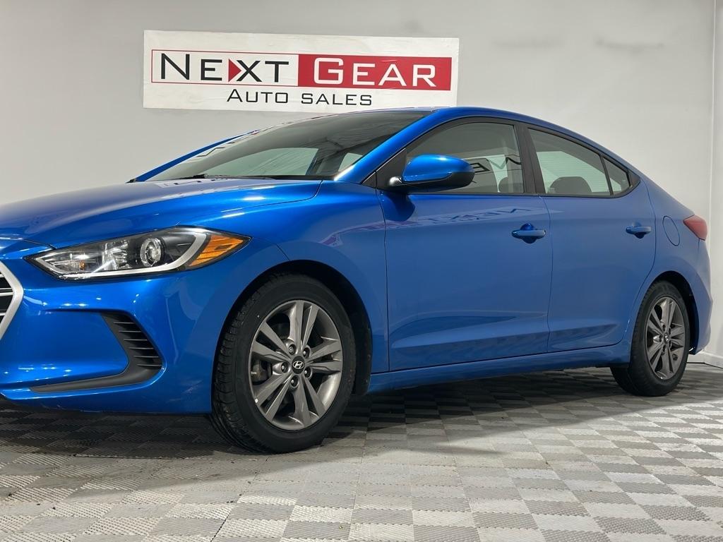 Hyundai Elantra Value Edition 6A 2017