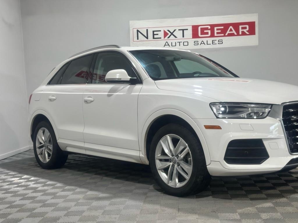 Audi Q3 2.0T quattro Premium Plus 2016