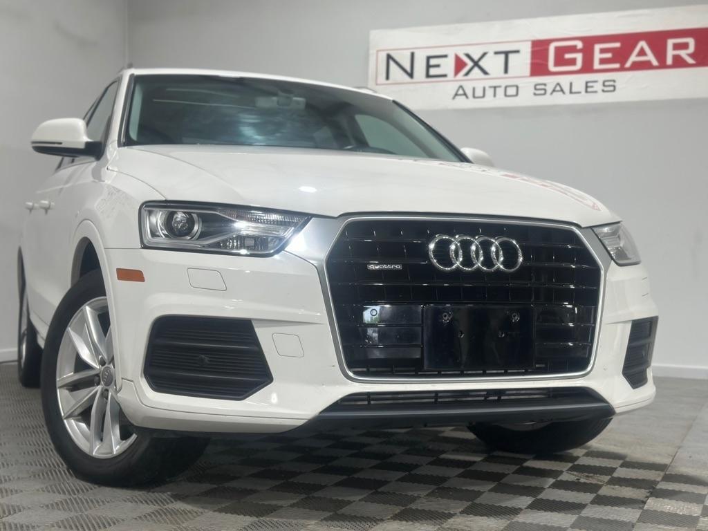 Audi Q3 2.0T quattro Premium Plus 2016
