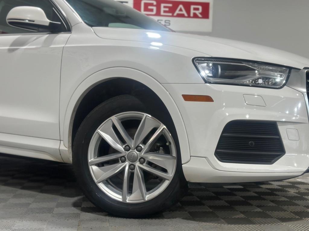 Audi Q3 2.0T quattro Premium Plus 2016