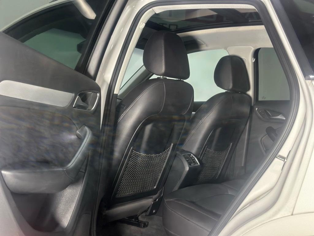 Audi Q3 2.0T quattro Premium Plus 2016
