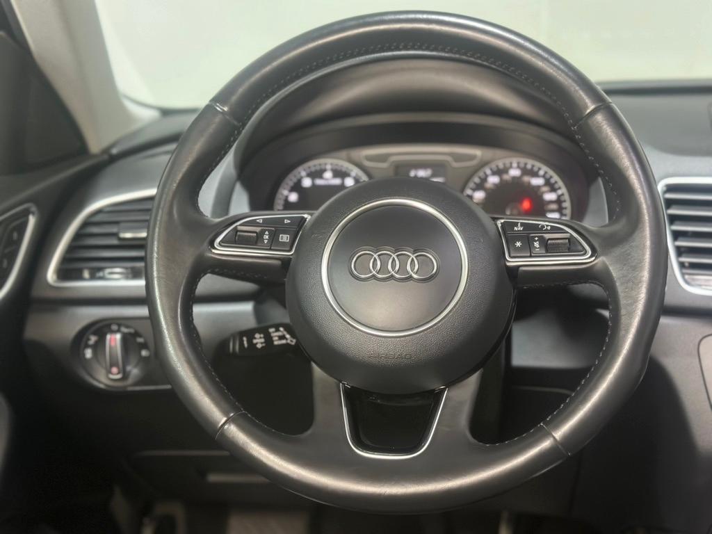 Audi Q3 2.0T quattro Premium Plus 2016