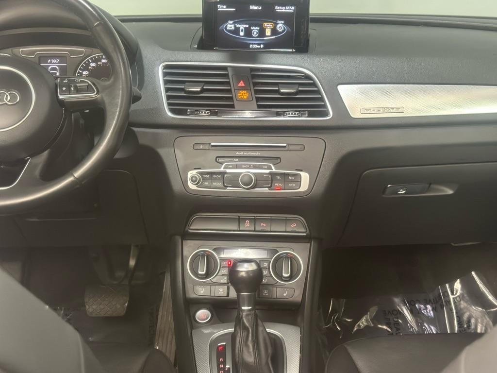Audi Q3 2.0T quattro Premium Plus 2016