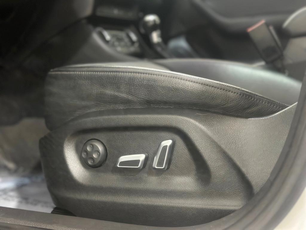 Audi Q3 2.0T quattro Premium Plus 2016