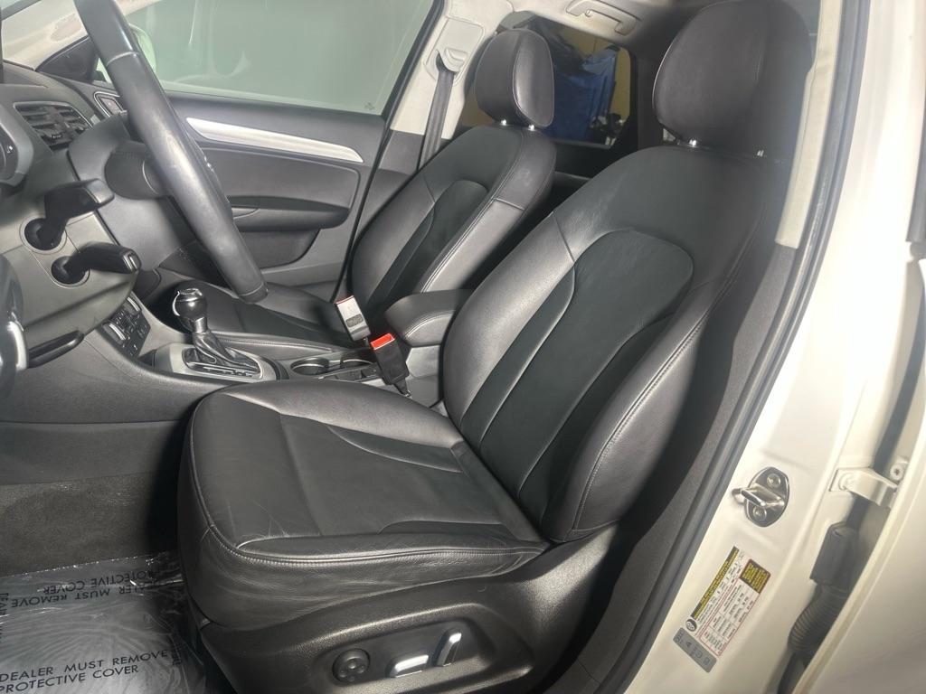 Audi Q3 2.0T quattro Premium Plus 2016