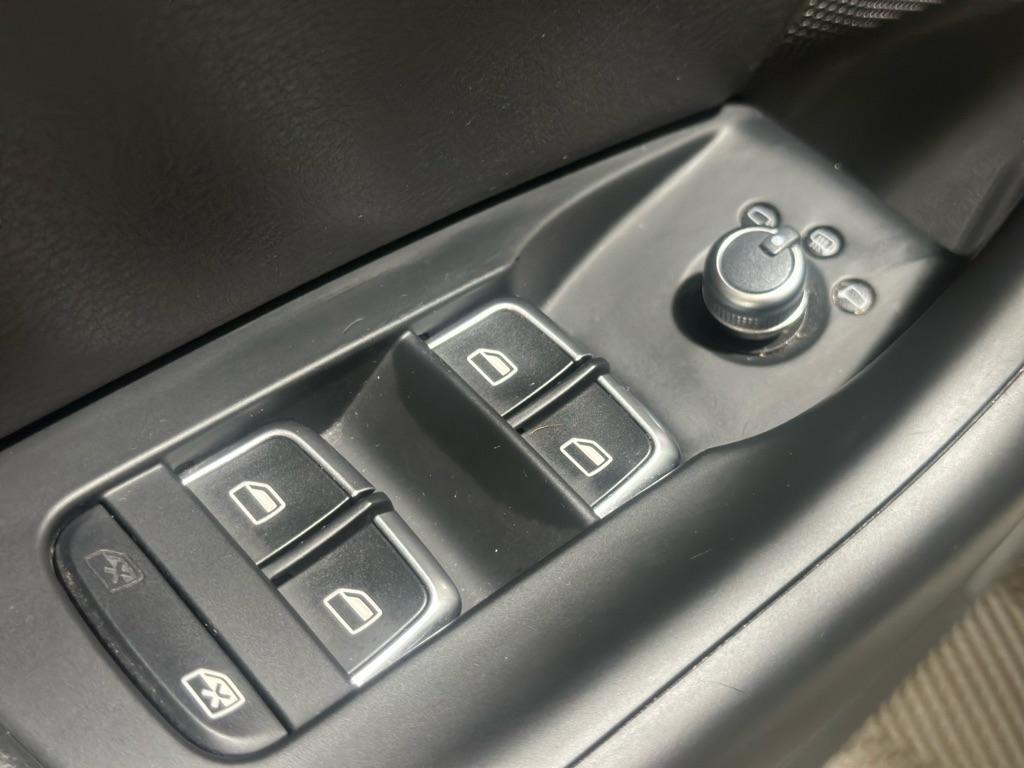 Audi Q3 2.0T quattro Premium Plus 2016