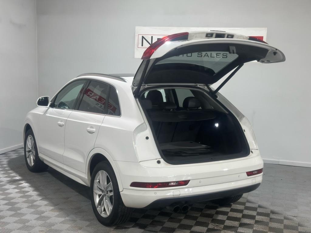 Audi Q3 2.0T quattro Premium Plus 2016