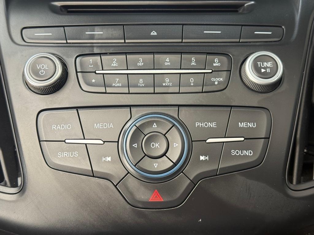 Ford Focus SE Hatch 2015