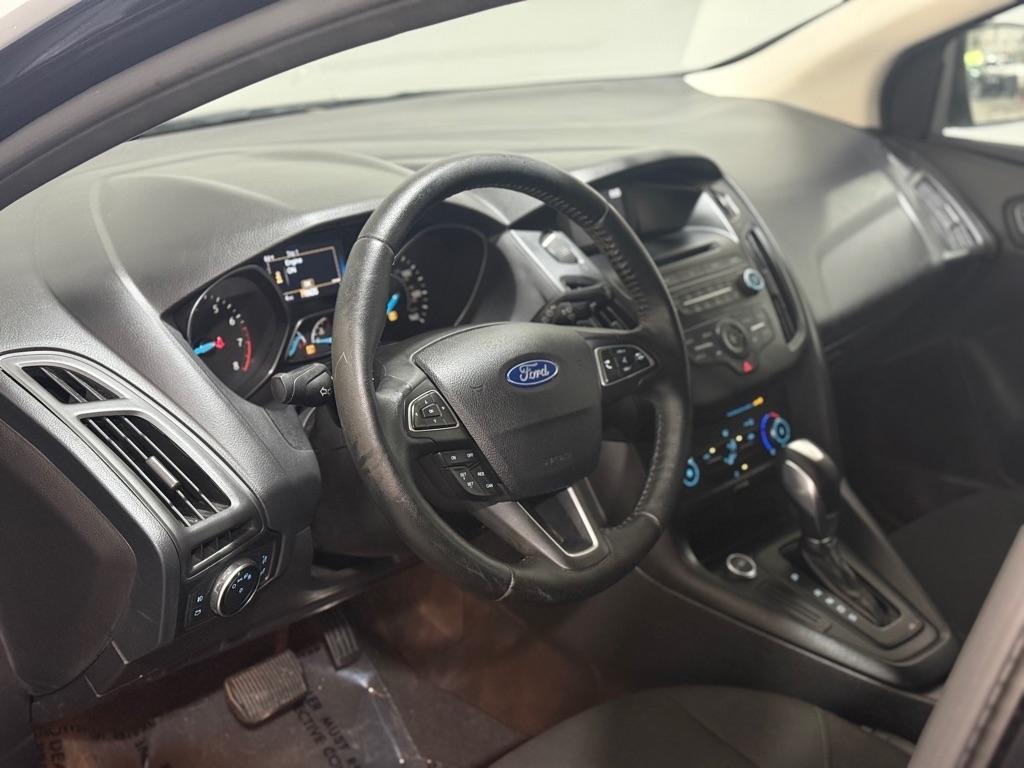 Ford Focus SE Hatch 2015