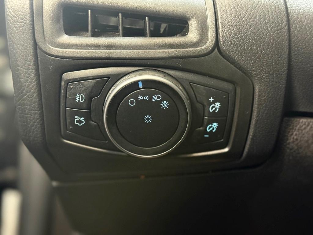 Ford Focus SE Hatch 2015