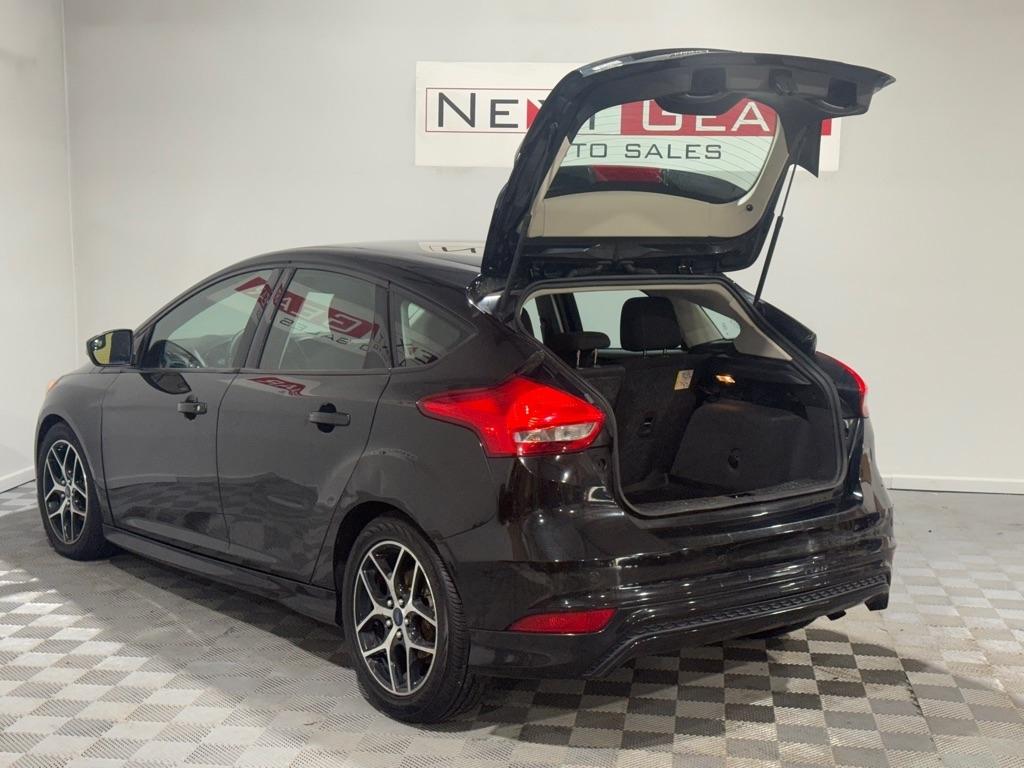 Ford Focus SE Hatch 2015