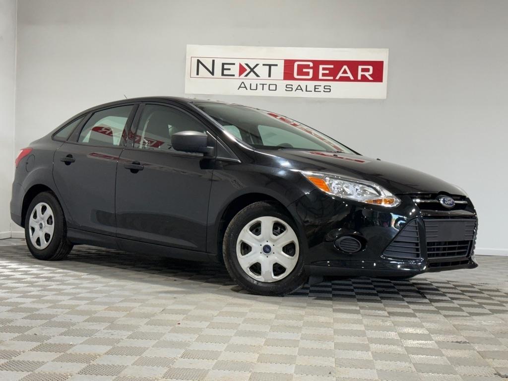 Ford Focus S Sedan 2012