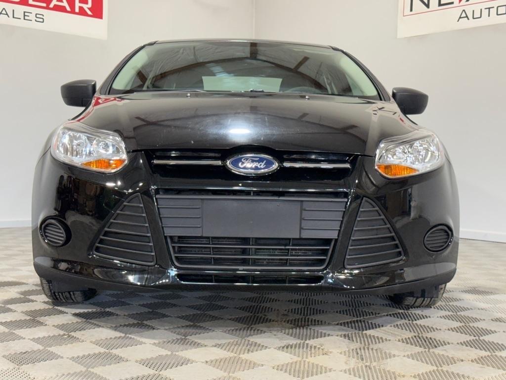 Ford Focus S Sedan 2012