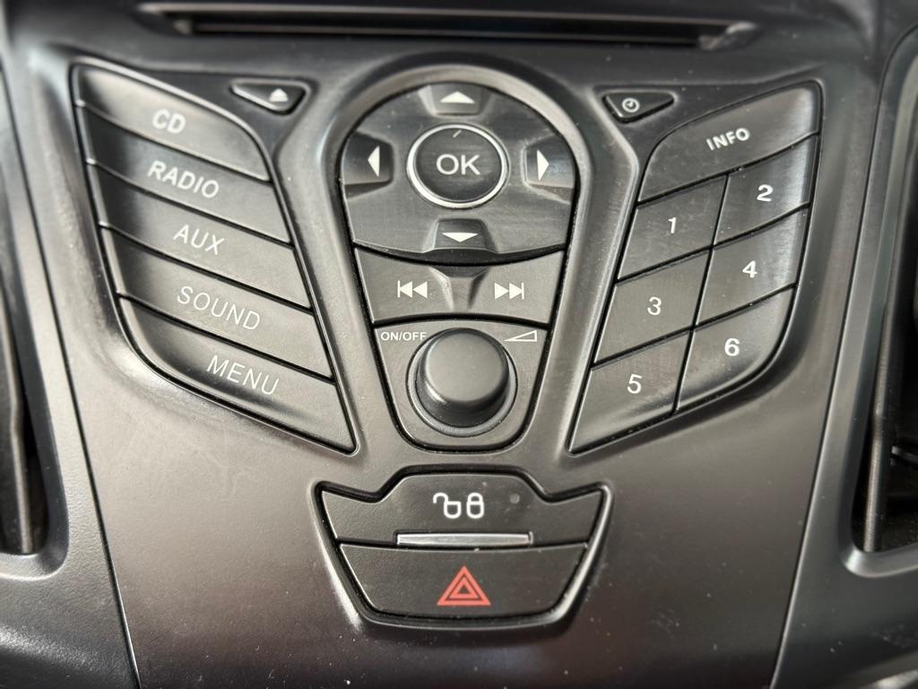 Ford Focus S Sedan 2012