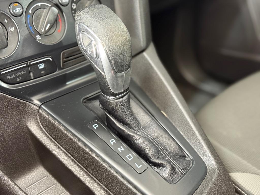 Ford Focus S Sedan 2012