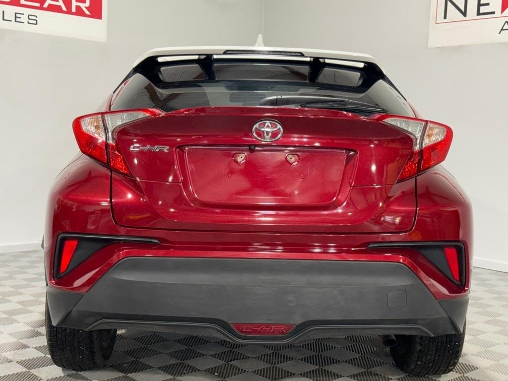Toyota C-HR XLE 2018