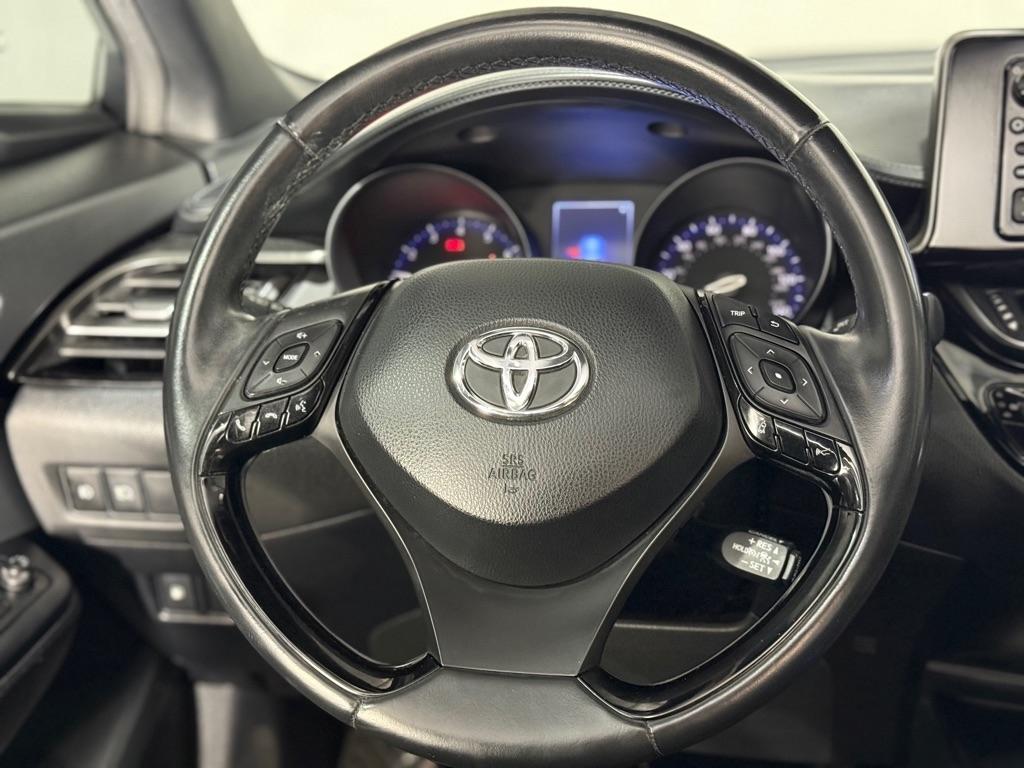 Toyota C-HR XLE 2018