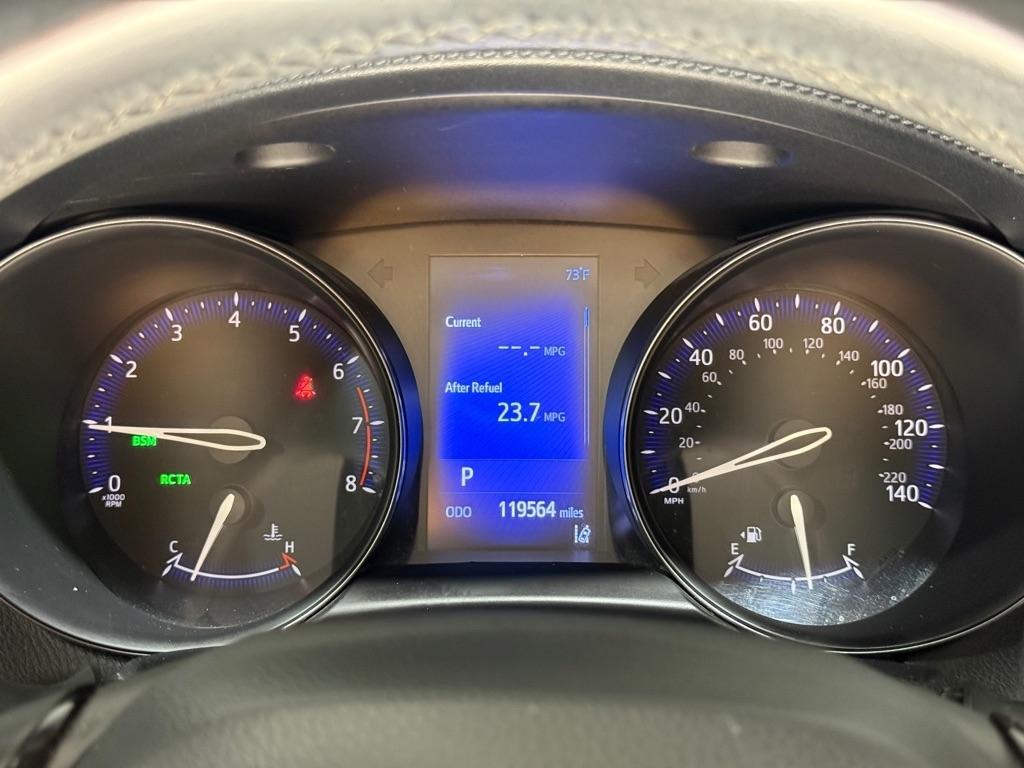 Toyota C-HR XLE 2018
