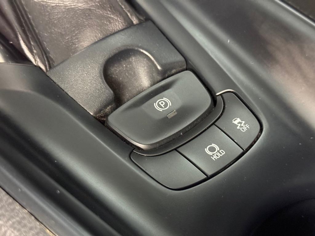 Toyota C-HR XLE 2018