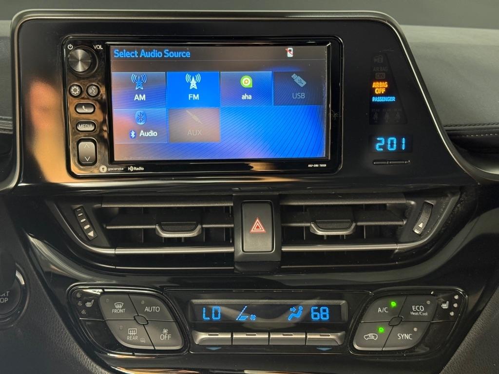 Toyota C-HR XLE 2018
