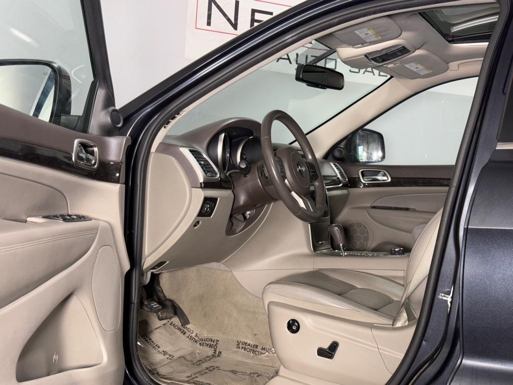 Jeep Grand Cherokee Laredo 4WD 2013