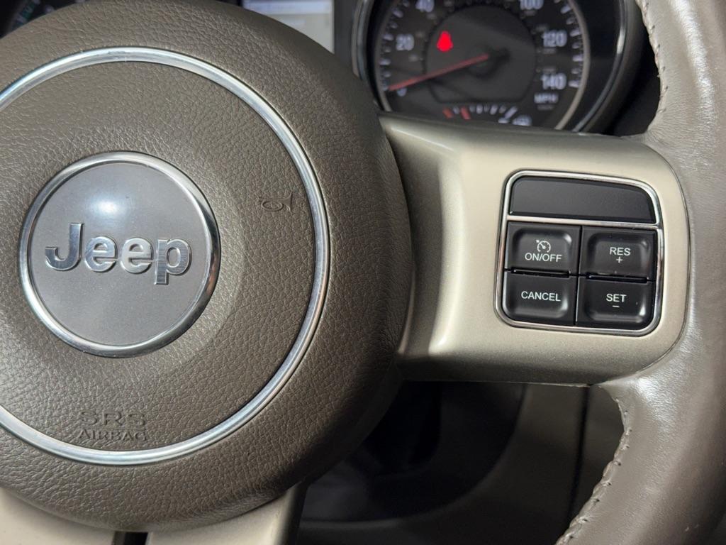 Jeep Grand Cherokee Laredo 4WD 2013