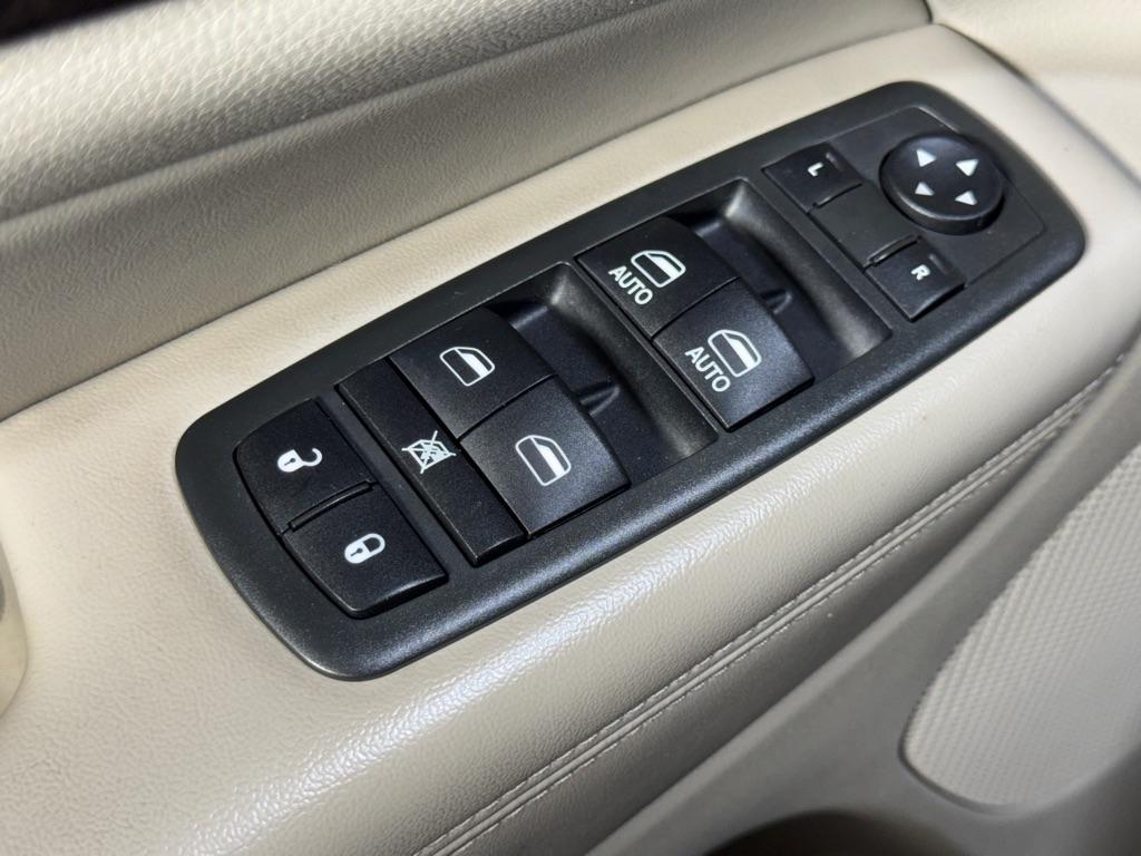 Jeep Grand Cherokee Laredo 4WD 2013