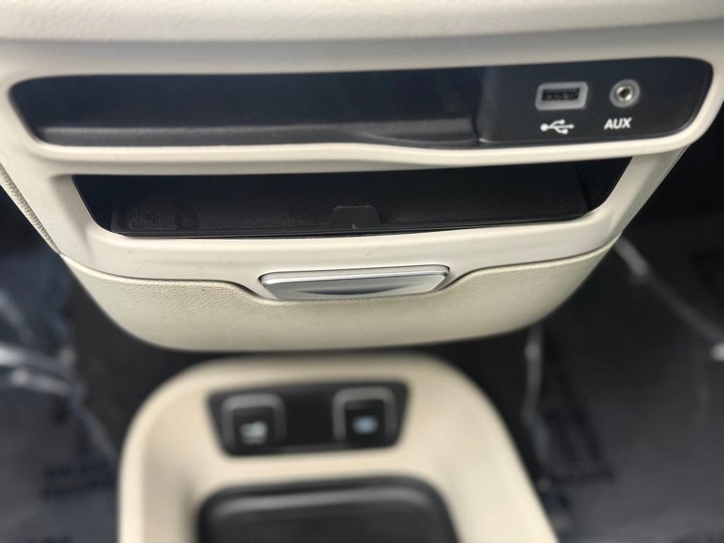 Chrysler Pacifica Touring-L 2017