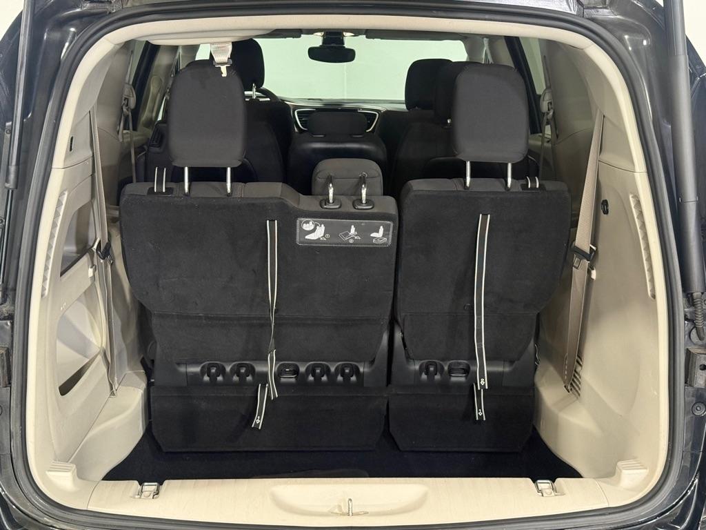 Chrysler Pacifica Touring-L 2017
