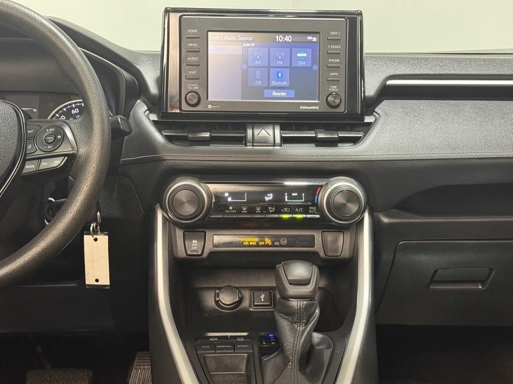 Toyota RAV4  2021
