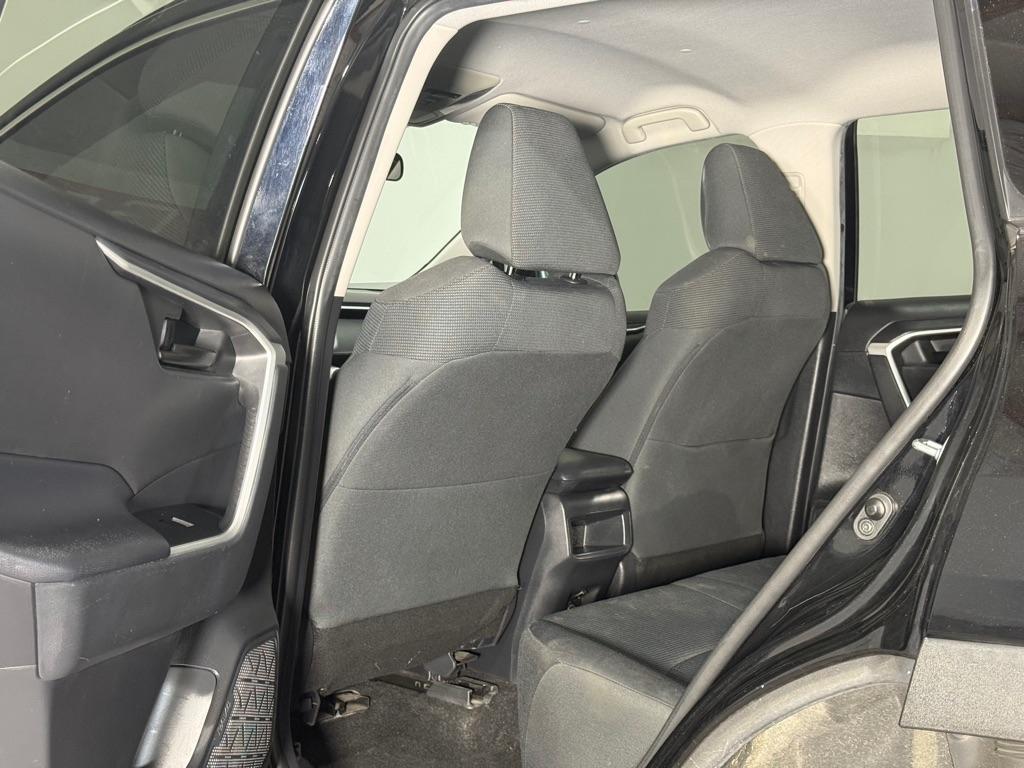 Toyota RAV4  2021