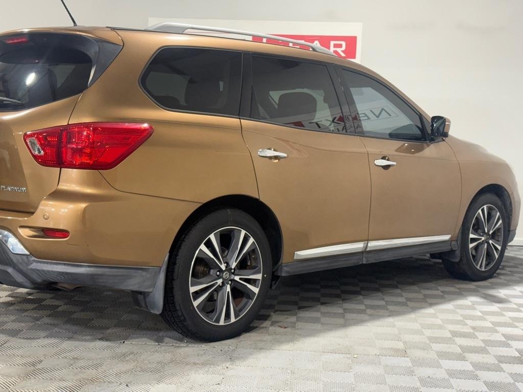 Nissan Pathfinder  2017