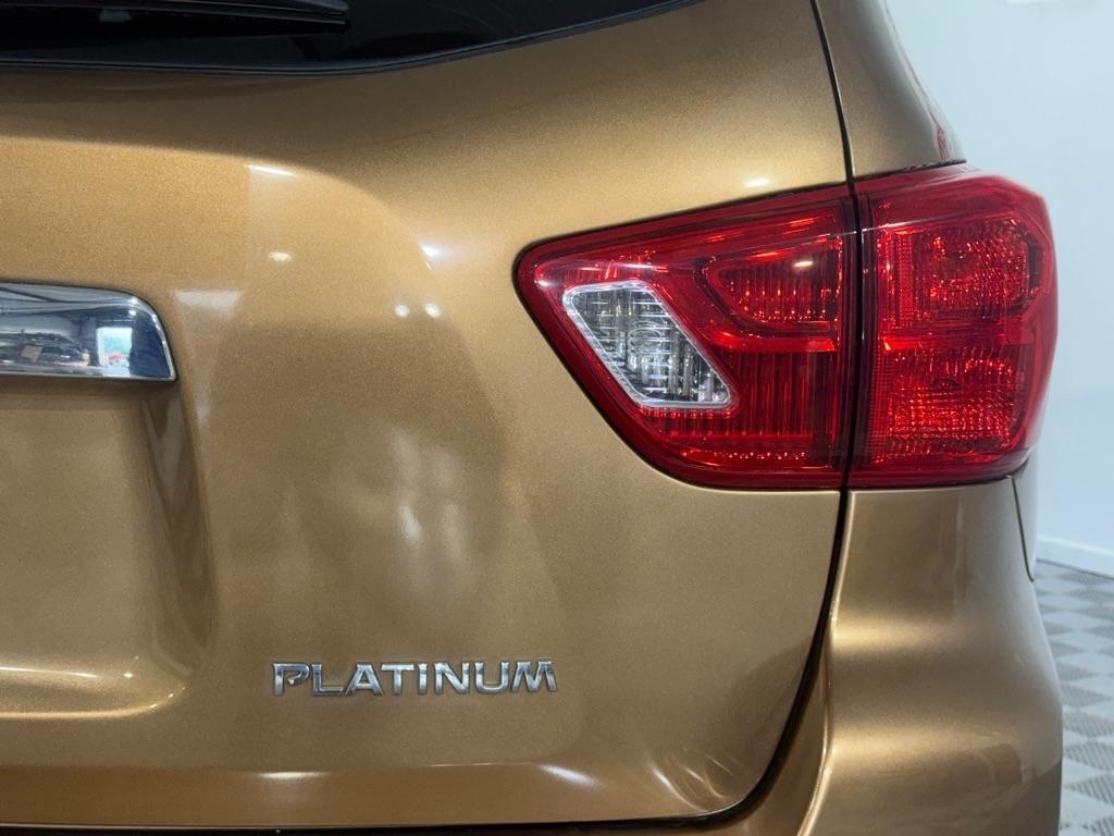 Nissan Pathfinder  2017