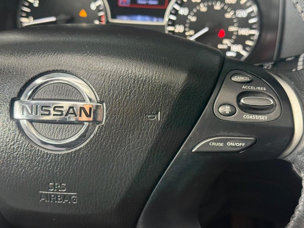 Nissan Pathfinder  2017
